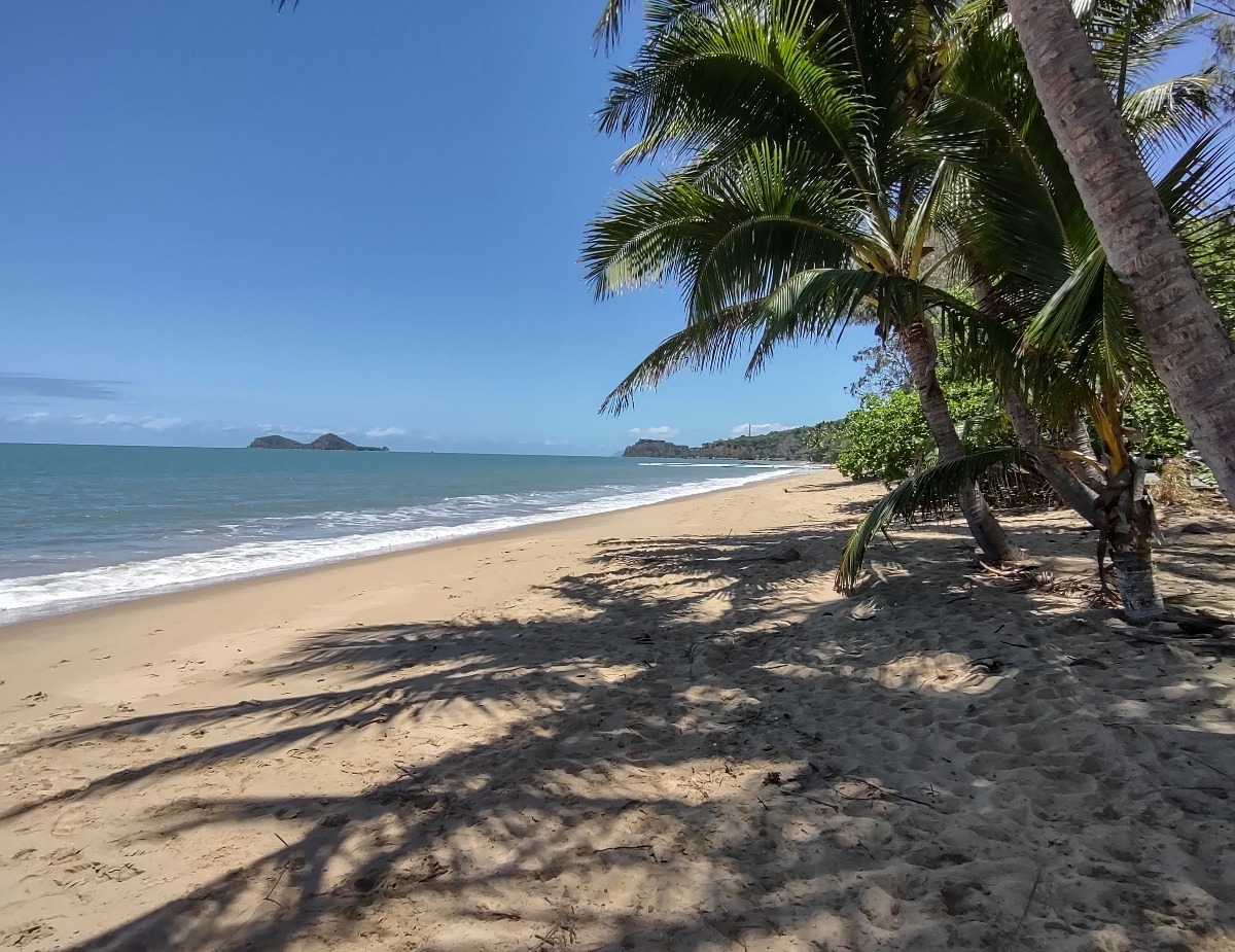 Ellis Beach and Double Island