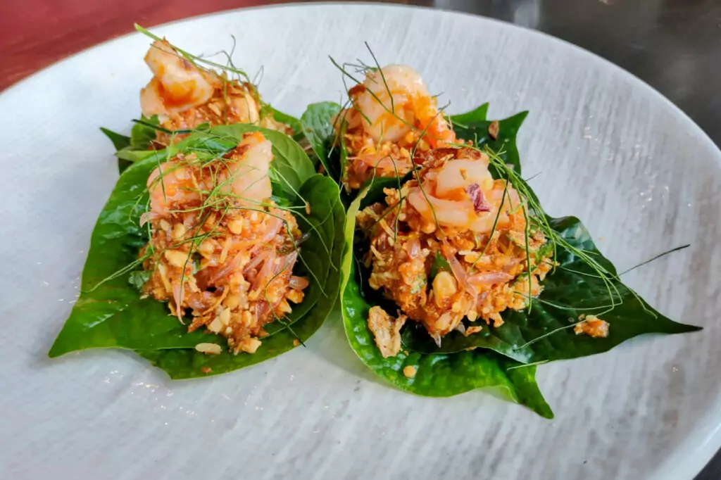 starters wrapped in betel leaf at jungle fowl restaurant Port Douglas