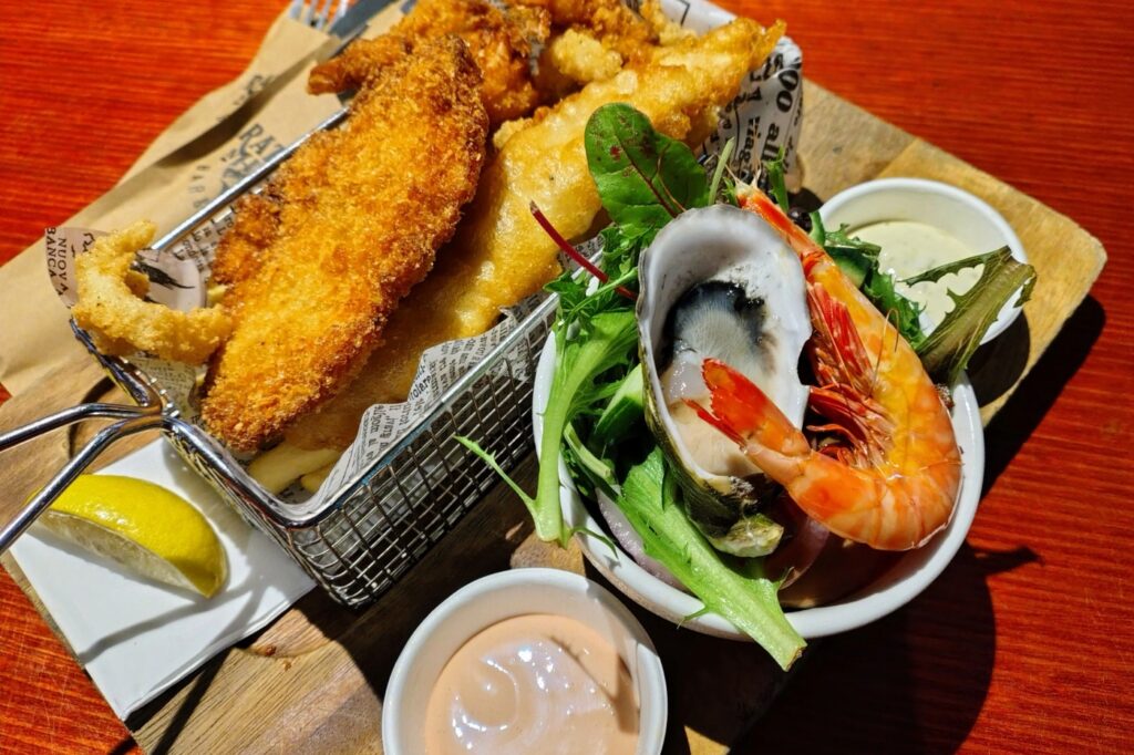 Review of rattle and hum port douglas